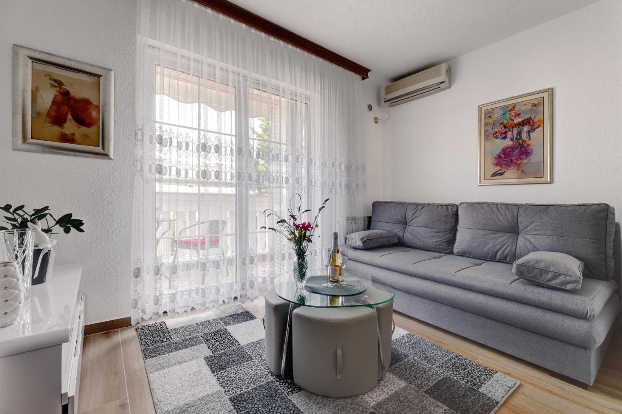 Senada Apartment