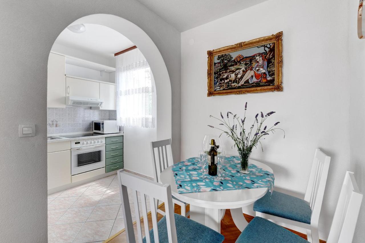 Apartment Senada *