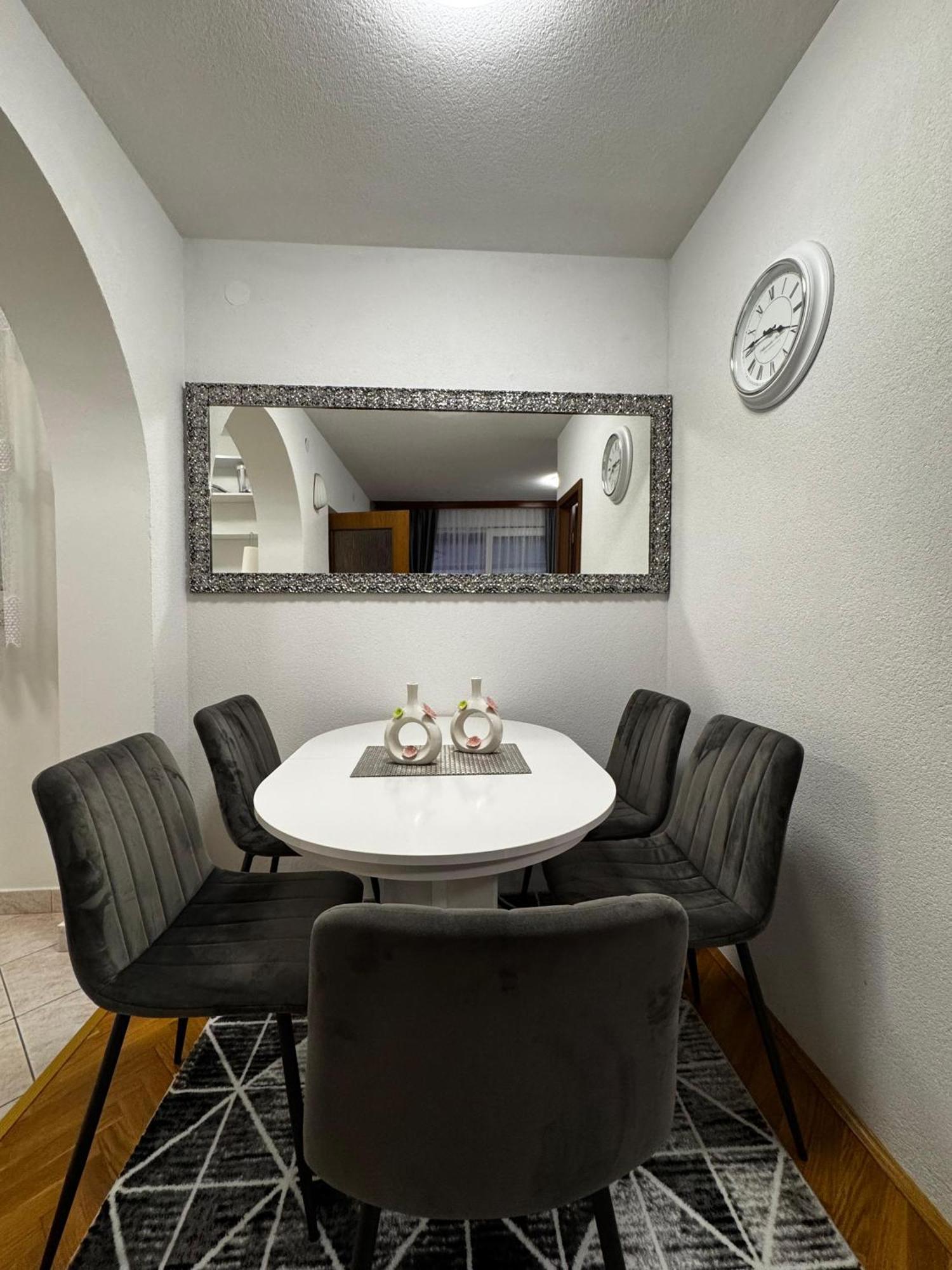 Senada Apartment Selce